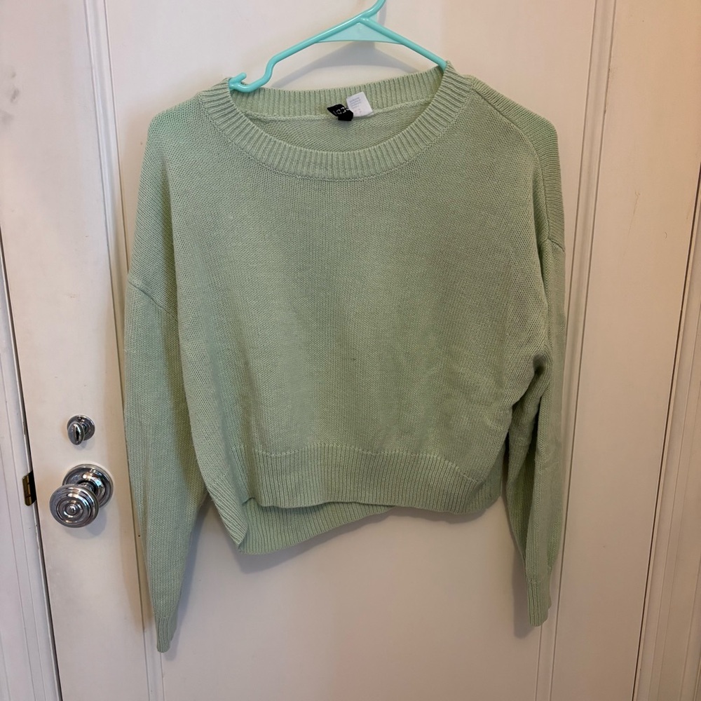 H&M Women's Mint Green Cropped Sweater